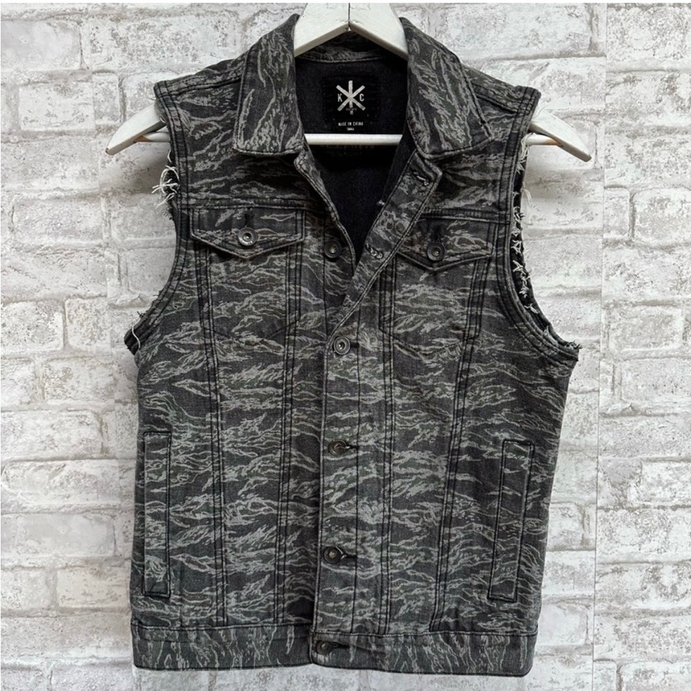 KILL City Men's XL denim camouflage jean vest gray/green/black